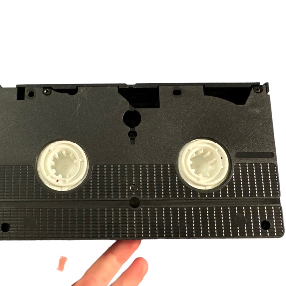 Vintage VHS Tape: “National Geographic Video: The Incredible Human Machine.” - Picture 7 of 7